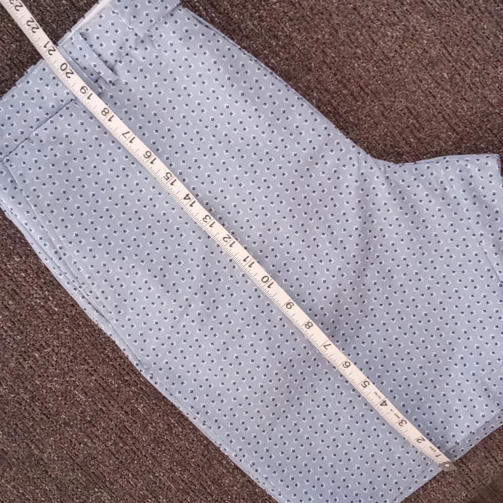 💙RLX Ralph Lauren💙 - Spyglass Blue/White Geometric Print Stretch Short - Picture 14 of 16